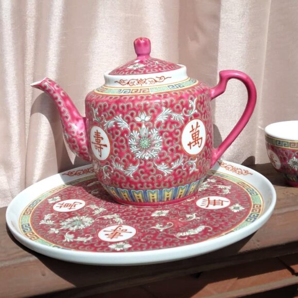 Vintage Jingdezhen Chinese Porcelain Hand Painted Raspberry Red Famille Rose Tea - Picture 3 of 11
